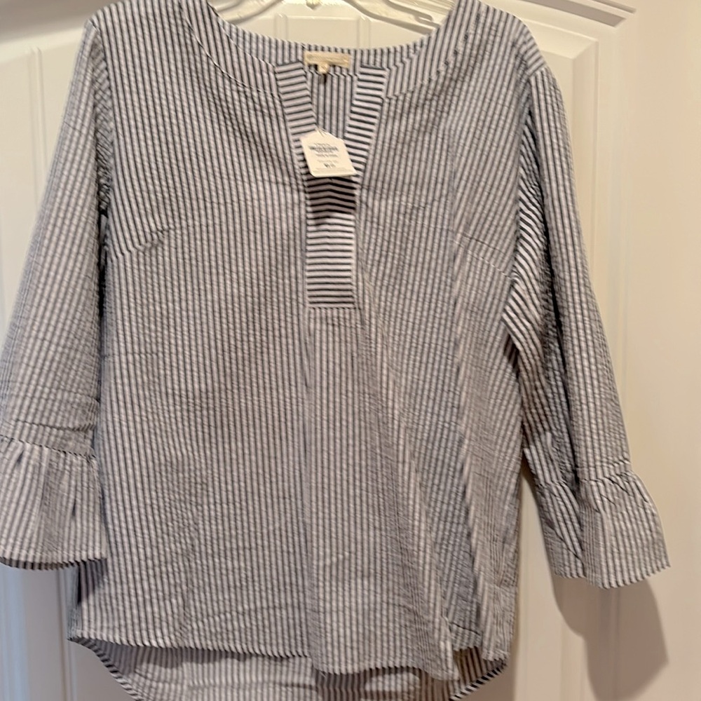 NWT top